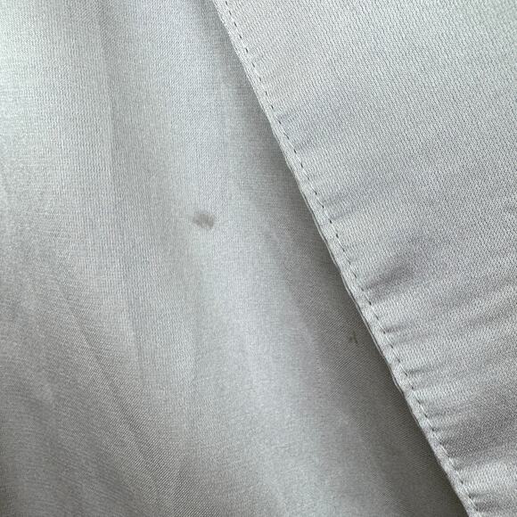 Mable Womens Long Sleeve Satin Top Blouse Size M Flowy Collared Neutral Gray - Picture 8 of 9